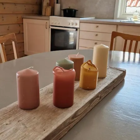 Hus Ved Sjoen, Med Og Naust * Sauda