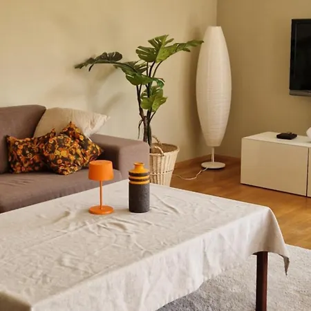 Hus Ved Sjoen, Med Og Naust Dom wakacyjny