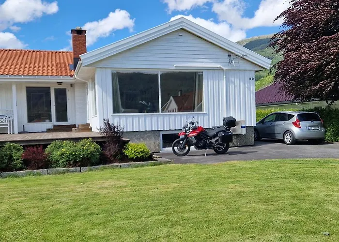 Сasa de vacaciones Hus Ved Sjoen, Med Og Naust Sauda