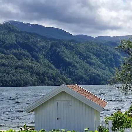 Ferienhaus Hus Ved Sjoen, Med Og Naust
